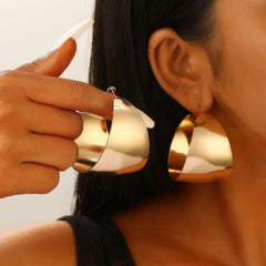 FTCY Retro C-shaped Hoop Earrings for Women Exaggerate Geometric Gold Color Punk Smooth Earrings Women's Party Jewelry